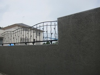 壁面作成作業中