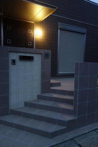 ���۳�������