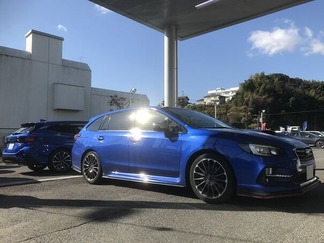 レヴォーグ