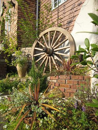 �����ؤ���