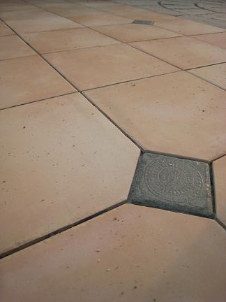 �����������͎�����