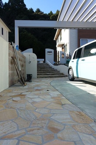 ���۳�������