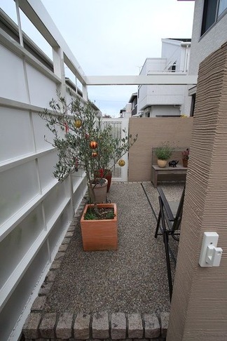ガーデンテラスへの入口