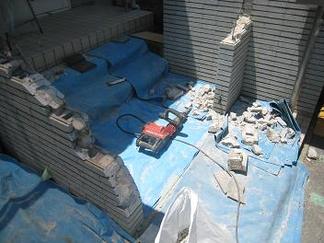 解体作業まっただ中