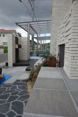 ���۳�������