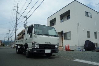 ���۳�������