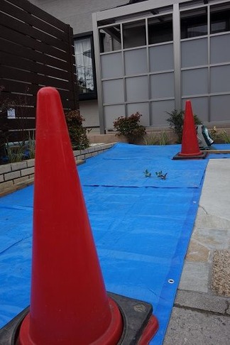 植栽工事作業中