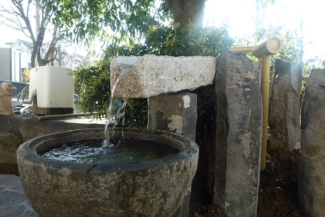 石樋から水を勢いよく流しました！ : ガーデニング工房「風我里