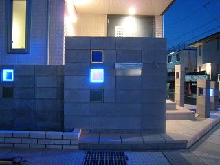 ����ȥ�󥹤ηʿ�