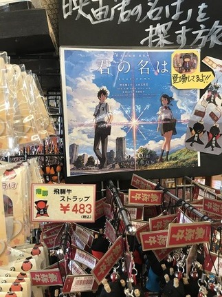 ����̾��