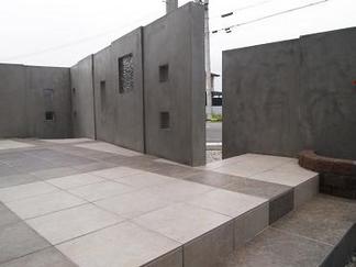 �����ǥ�ƥ饹������