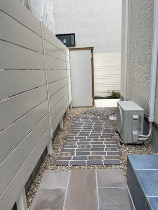 �����ǥ��Υ١�����󹩻�