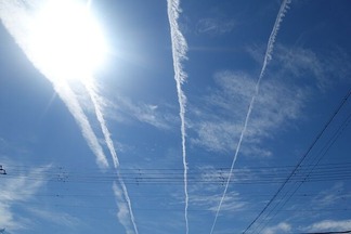 飛行機雲