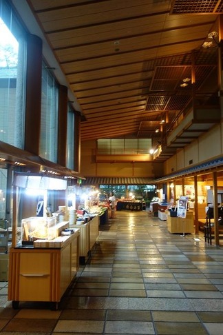 �ۥƥ�ֿ���