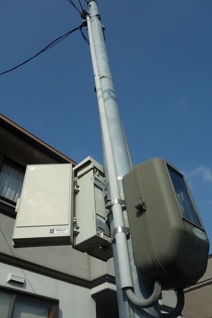 じゃまな電気メーターを移動しましょう ガーデニング工房 風我里 滋賀から発信