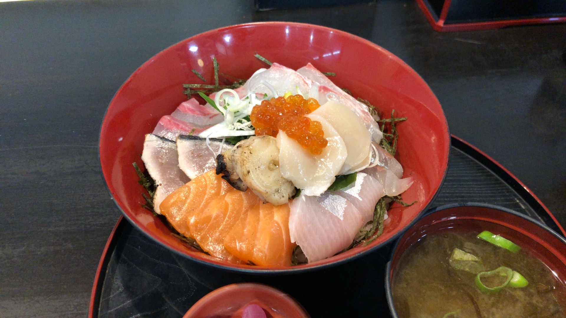 グルメ 海鮮丼 二代目魚河岸島作 こうちゃんそれ抜いたらあかんで グルメ 海鮮丼 二代目魚河岸島作 こうちゃんそれ抜いたらあかんで
