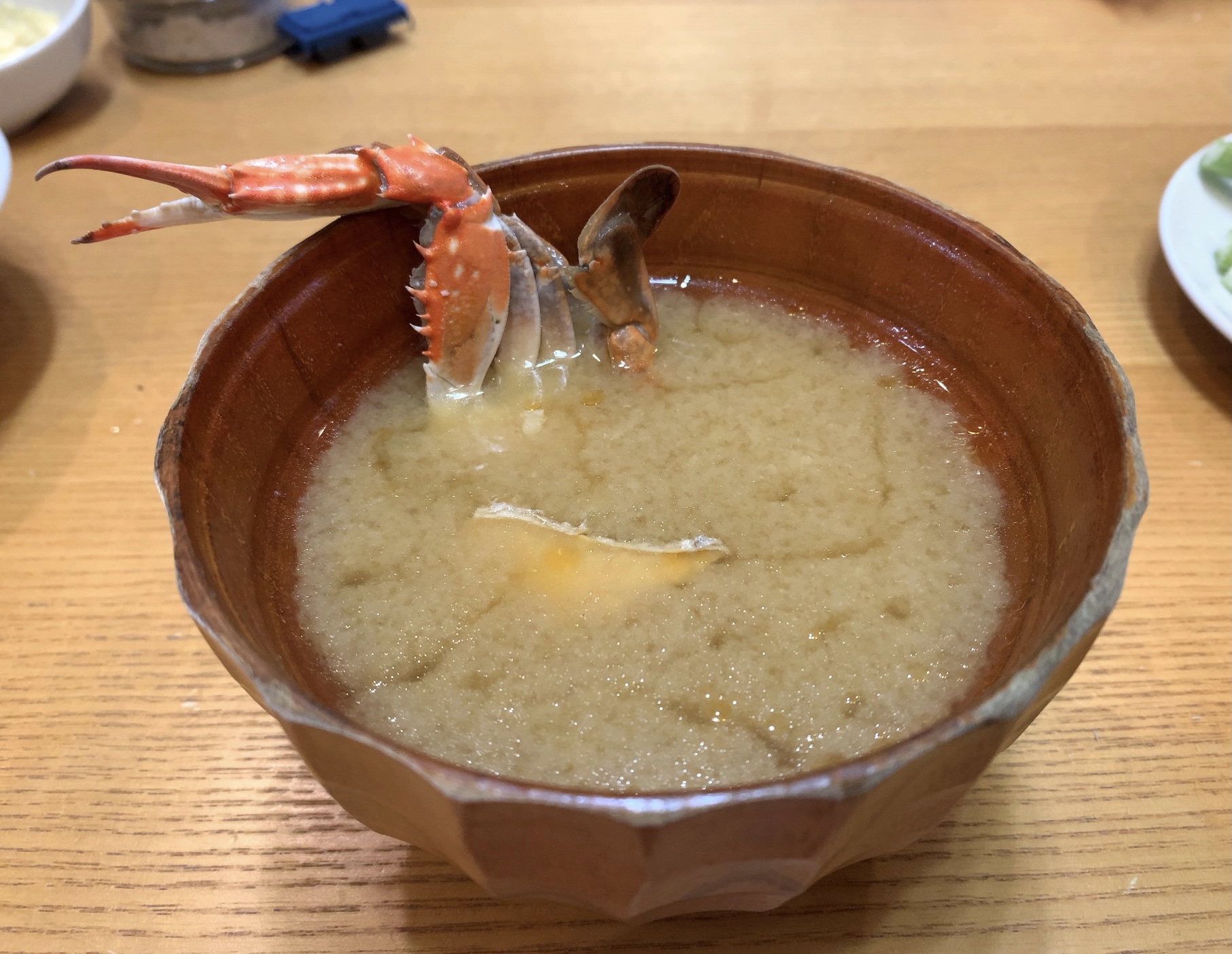 鮭 タラ 渡り蟹 海鮮具だくさん味噌汁を作る 中野龍三web