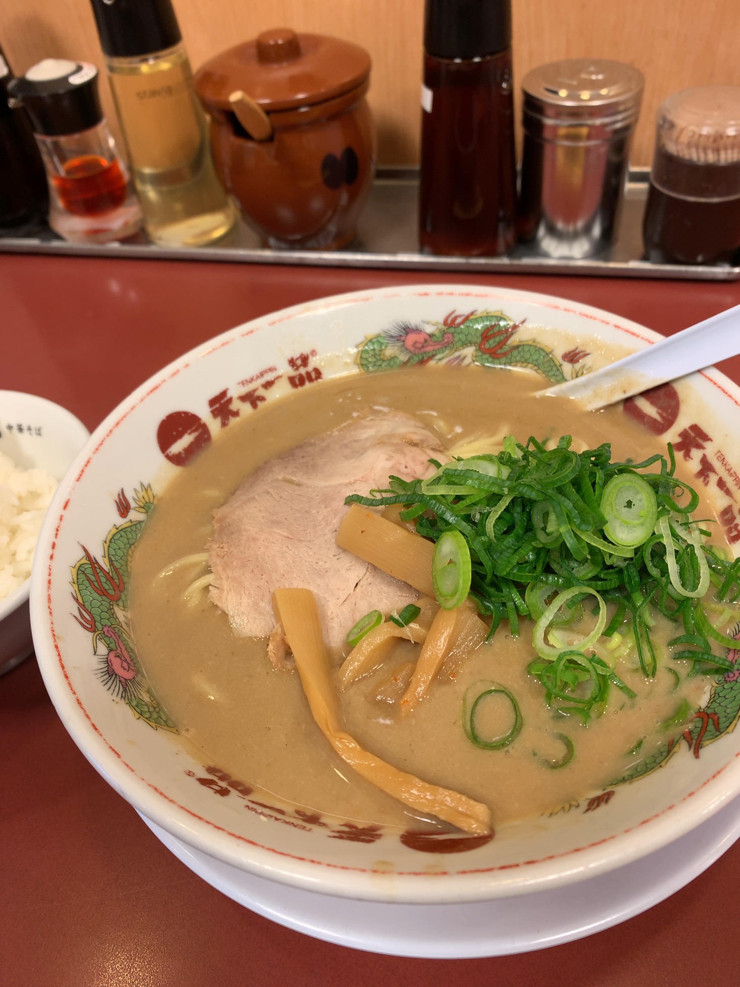 クリックで拡大(撮影:中野龍三)。