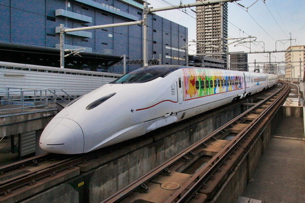 JR九州 WAKUWAKU SMILE 新幹線 (ディズニー新幹線) : 中島の鉄道ブログ