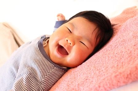 あやすと笑う _ 赤ちゃん あやすと笑える – ZQCO
