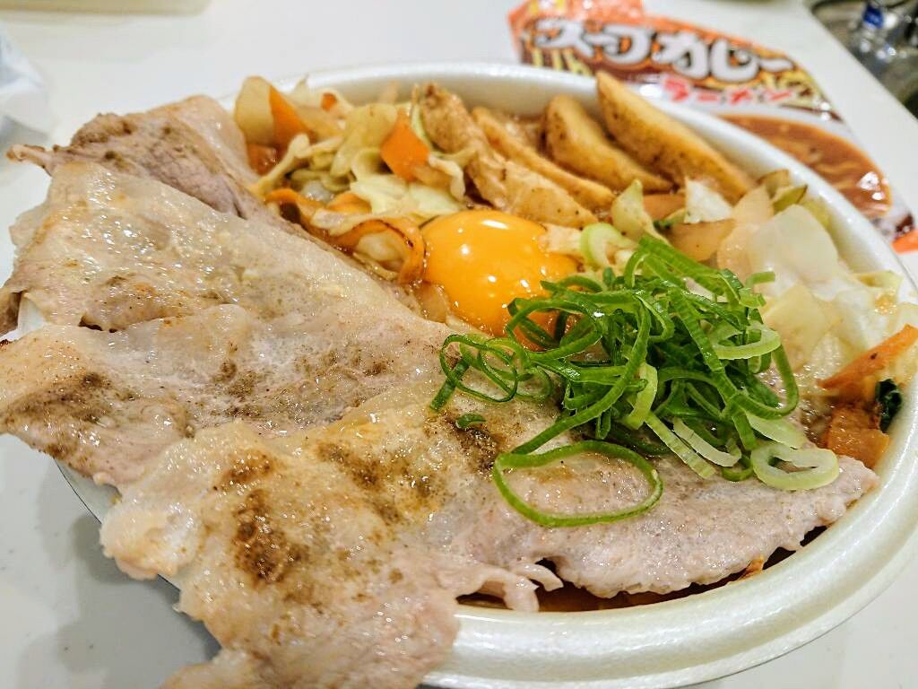 カレーラーメン！！！ Amazon.co.jp: 18禁カップ麺(カレーラーメン） : 食品・飲料・お酒