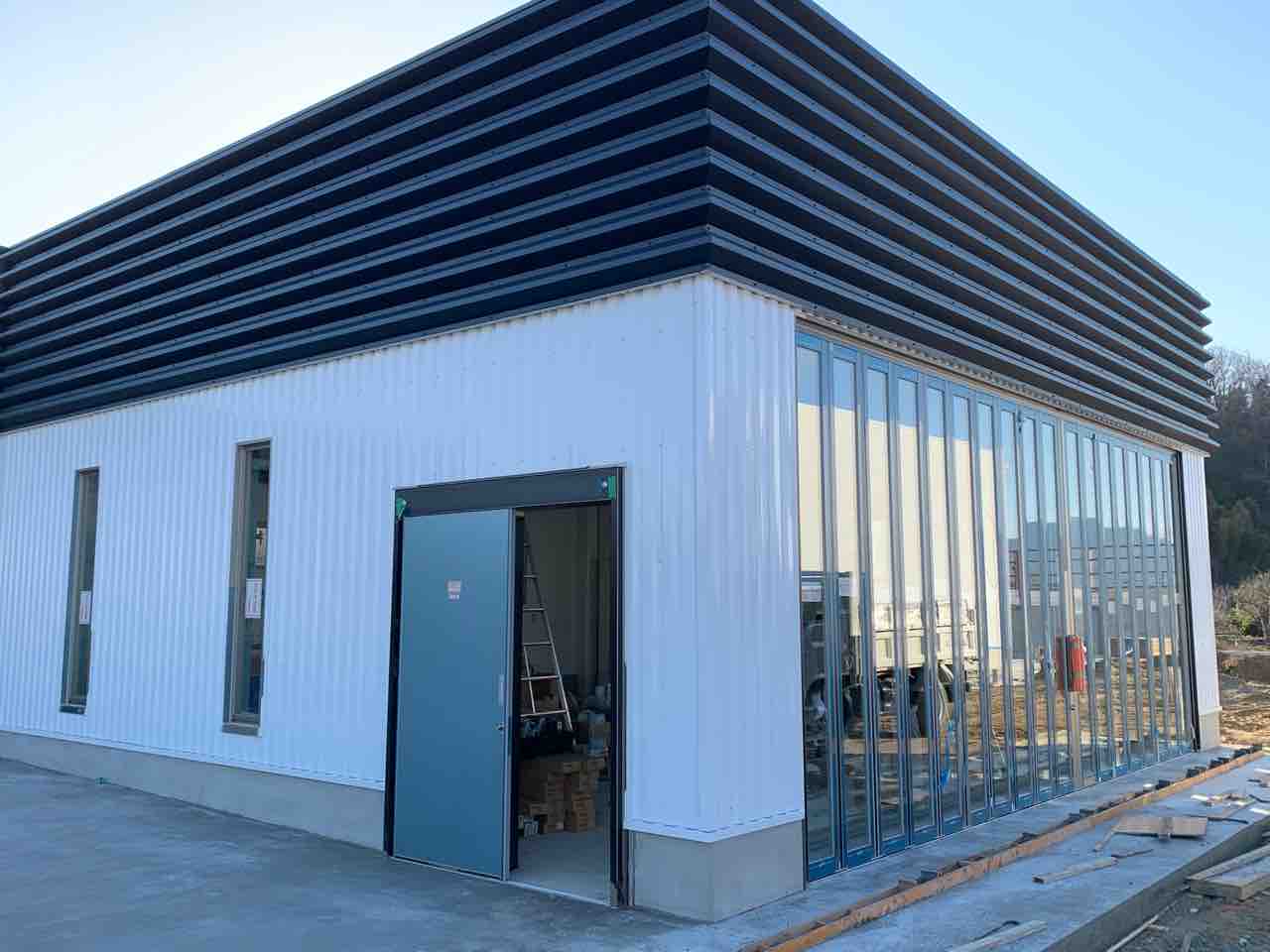 2 28 外壁折板横張り 中辻板金日々の行動 2 28 外壁折板横張り 中辻板金日々の行動