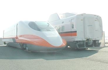 20051001台湾新幹線(豊橋港)_R