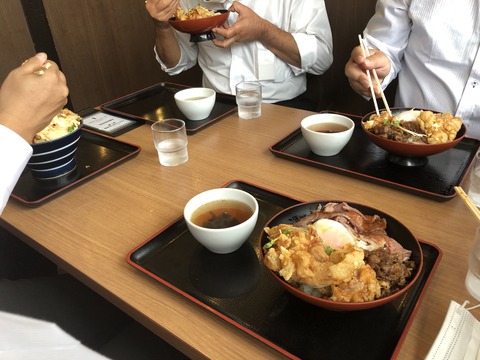 225C82F5-1ECD-4049-8C2E-53EA8B752291