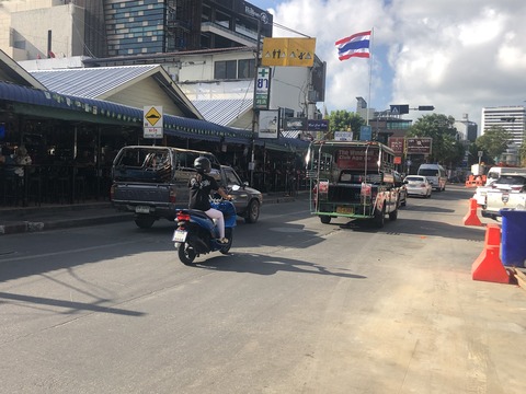 512F2025-74D3-466B-BCB5-EC42A3A27BD9