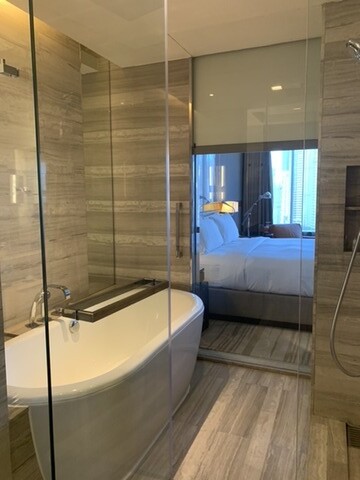 B2138FCB-8FEF-402E-BA79-FCD81E748169