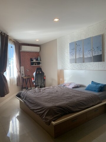 3199B40F-F911-443A-ACD3-BE83093916BA