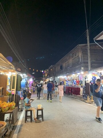 91C0AE56-928E-4133-B761-C219D111C6AE