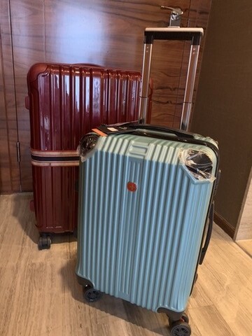 7662AC7A-478A-48EF-B94C-753AF3A45D02