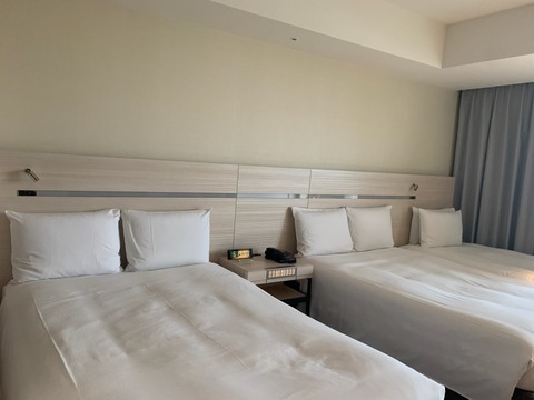 6FB9B74D-28D3-4D9B-B56F-5D4CC6571C4B