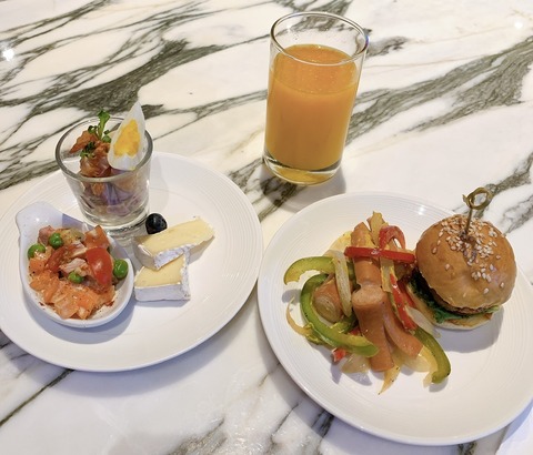 2017F0EE-05AA-4E6F-BFE6-7F1A4A8664EC