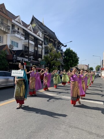 FB38962F-B287-496C-979F-187BB769FE25