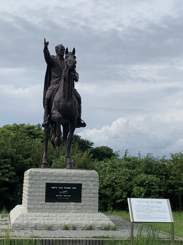 69563B5F-CBA0-4255-AF25-2F1200610864