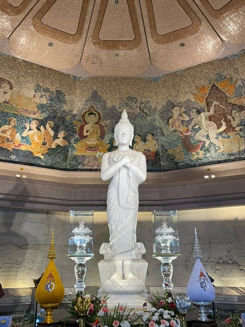 C0C503D4-4FCC-4D7F-ACAE-C290A2158387