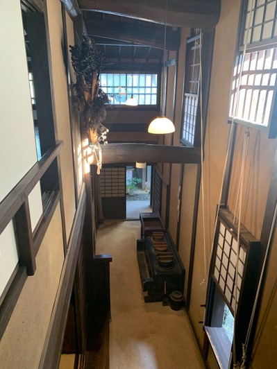 BAADB51A-41AF-4C0C-97F2-52B410DA84B2