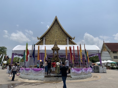 511FA852-486C-47D5-AFC6-87B48C75C03B