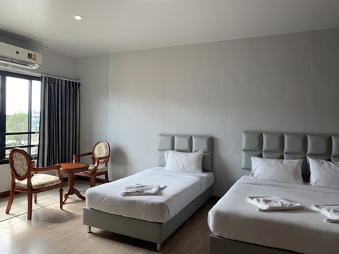 42C1F215-18A4-4661-951D-57A12F009584