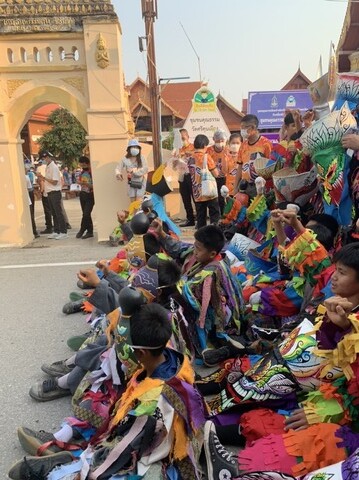 99D0DC8D-6669-43F2-A27E-95D17E58E435