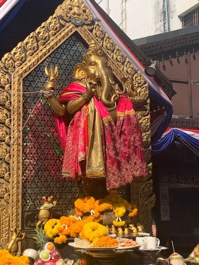 4453D0AA-5FAD-458E-96B7-86CC701D54A4