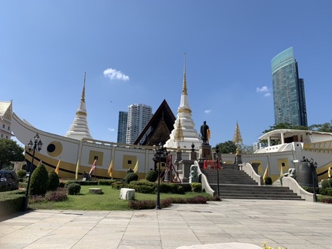 26CBD608-1251-4A19-A478-AB07FA65FC23