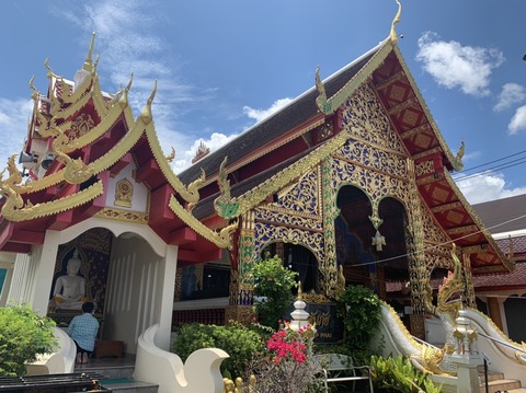 146E91AB-B3E3-4E69-92D2-D39002F56E39