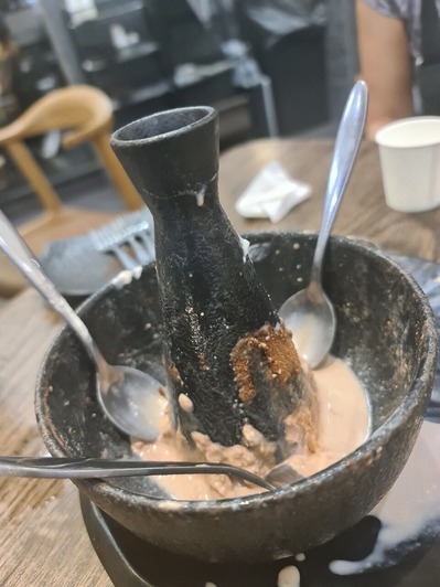 01DF7A31-A7A3-424A-8FF2-E80ADB9AEC4F