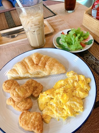 3E1741B2-4D7E-454B-B12D-98F40403C613