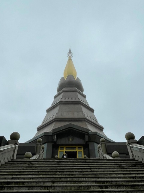 D8CCF9ED-6A20-4AB7-9649-361E06D75B9B