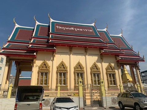 0275213F-6402-4433-B9A7-0D492419DE8B