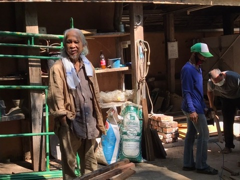 6580B49D-2B81-407D-82F9-5A0E78D21188